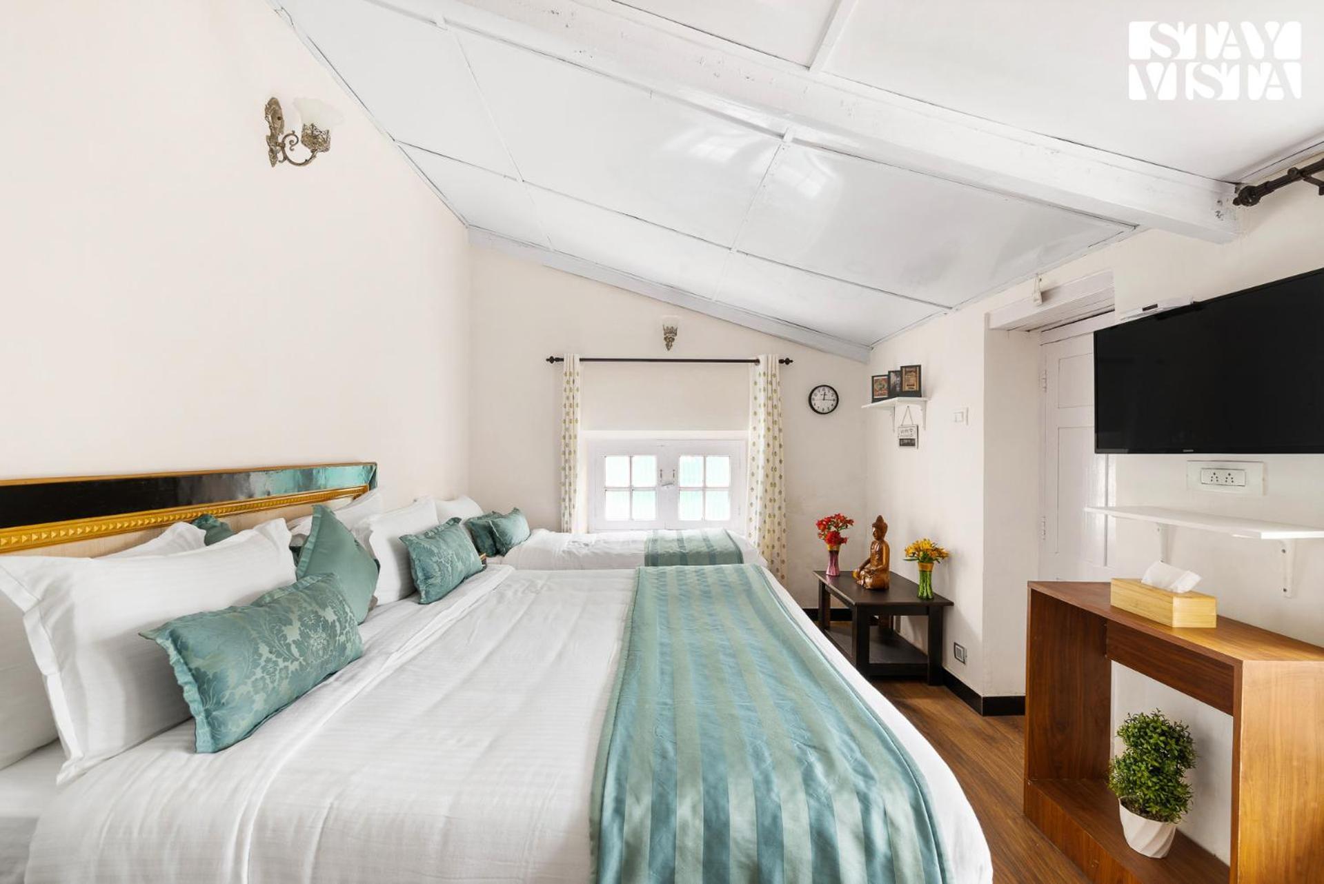 Stayvista At The Alcove With Breakfast & Bbq Grill Ooty Exteriör bild