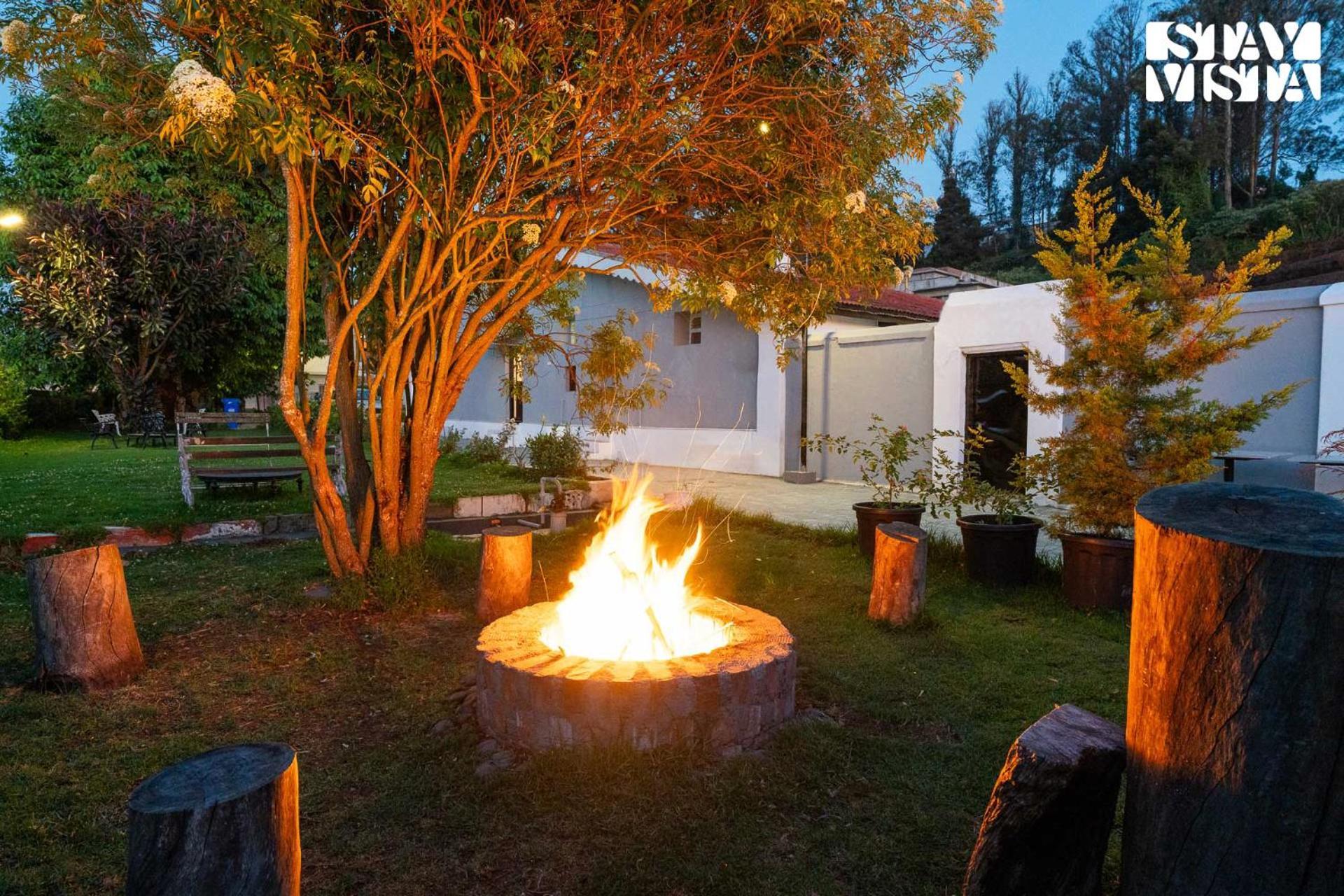 Stayvista At The Alcove With Breakfast & Bbq Grill Ooty Exteriör bild